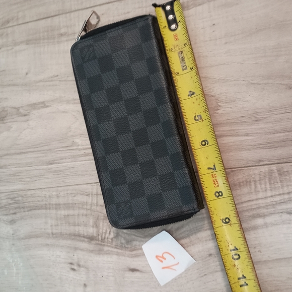 Louis Vuitton Zippy Wallet Vertical Damier Graphite - Picture 13 of 14
